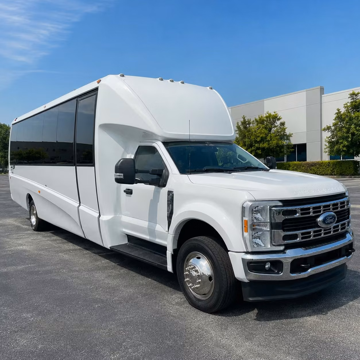 minibus rentals in oxnard are perfect for smaller prom groups